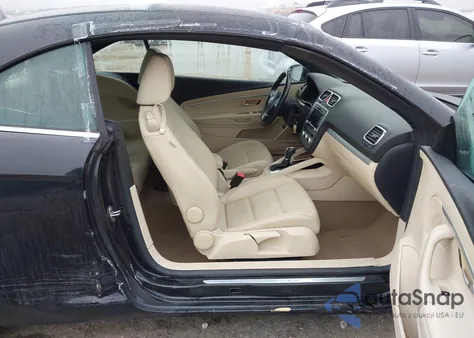 2013 Volkswagen Eos Komfort z USA, uszkodzony, nr VIN WVWBW8AH8DV006339